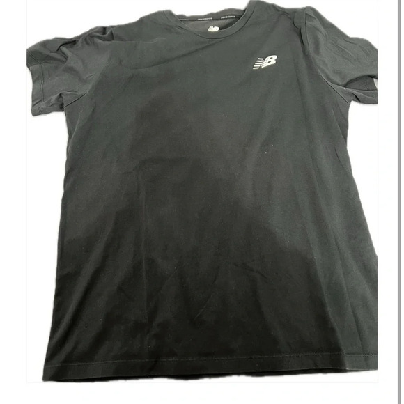 Men’s New balance tshirt - Picture 1 of 4